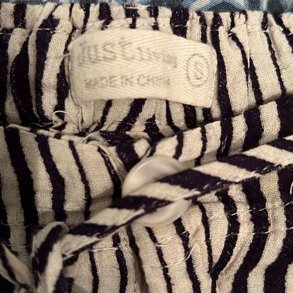 Just Living Women Drawstring Palazzo Striped Pants Button and Zip Closure Small - Picture 6 of 7